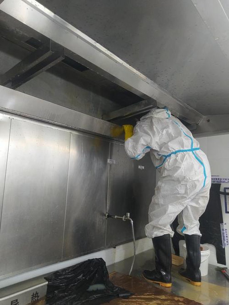 杭州烟道清洗行业动态：保持空气清新